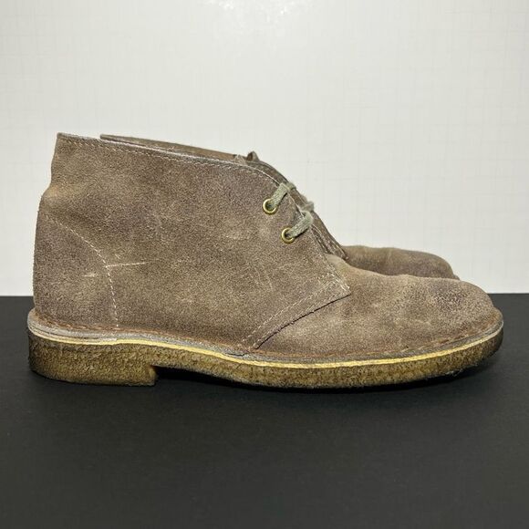 Womens CLARKS Desert Boot Distressed Taupe Chukka Boots / Size 6 - Picture 2 of 11